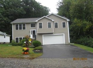 44 Dawson Rd, Worcester, MA 01602