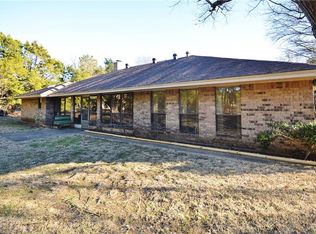 1031 Johnson Ln, Midlothian, TX 76065