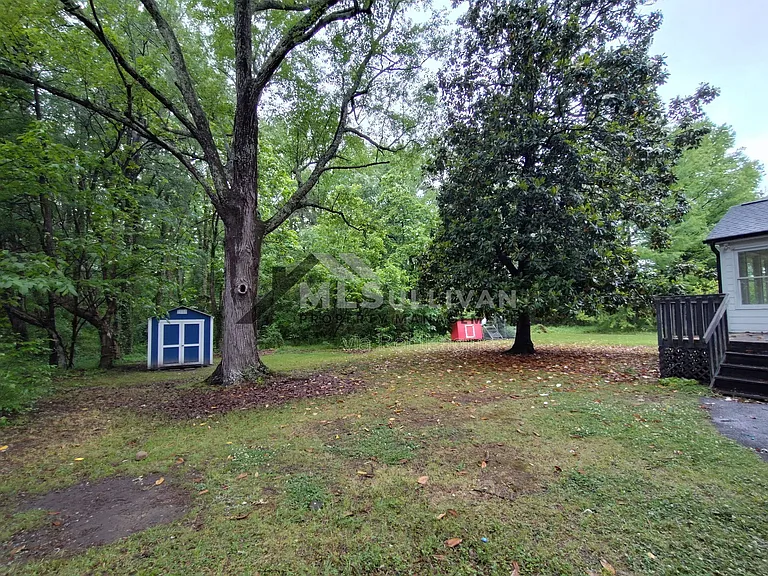 808 Glenco Rd — Photo 16