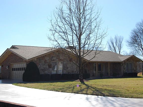 2nd image of 3708 Rivertrace Ln