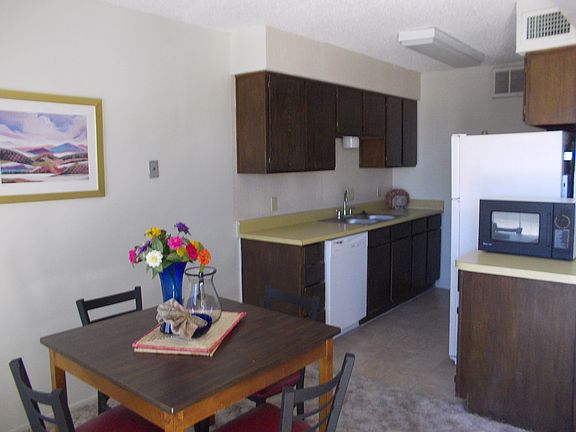 4th image of 1720 S 8th St #8ebbfaa9b
