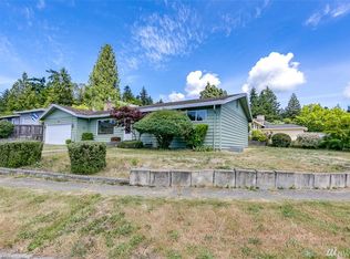 2812 NE Rozewood Dr, Bremerton, WA 98310