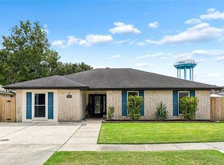 2305 Cypress Dr, Meraux, LA 70075