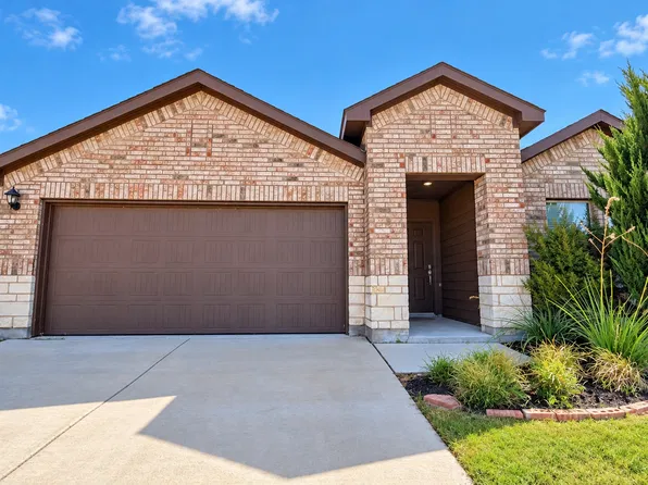 10333 Fort Croghan Trl, Crowley, TX