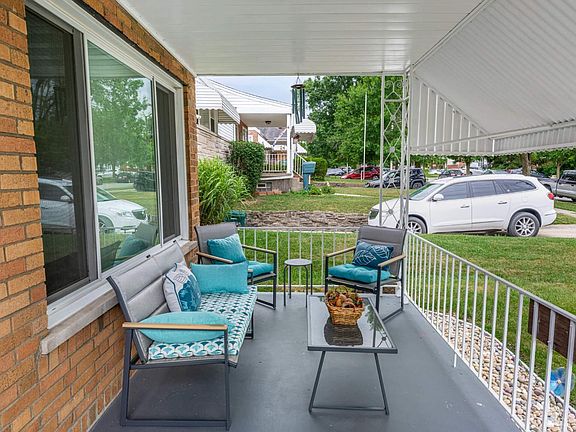 5th image of 1060 Belvoir Ln