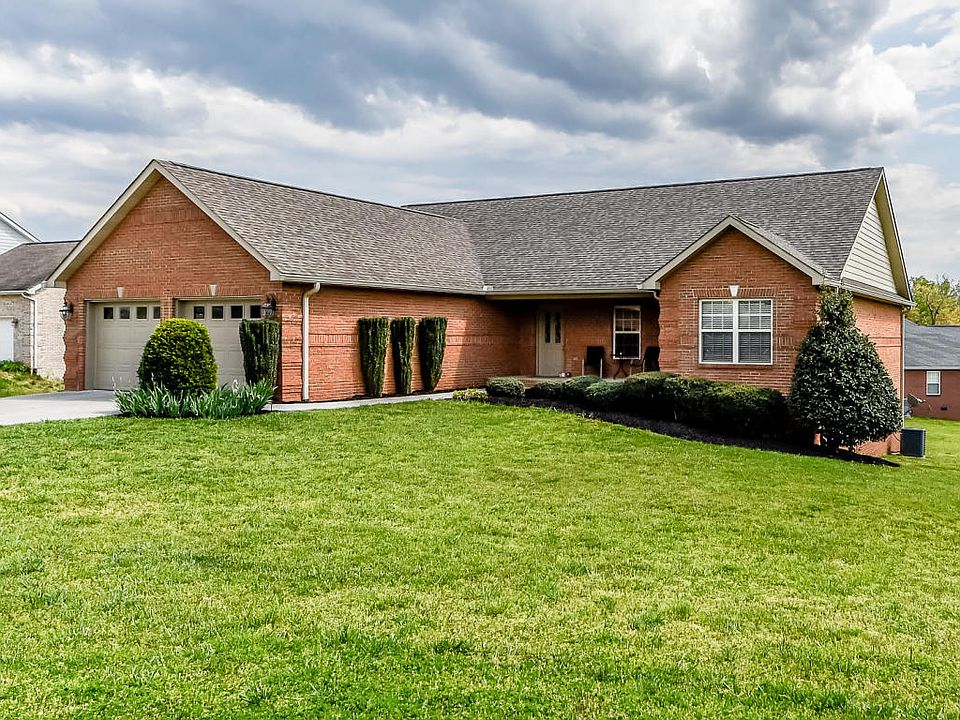 1st image of 504 Carpenters View Dr