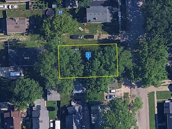 2015 Elk St, Port Huron, MI 48060