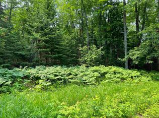 190 White Bear Dr, Negaunee, MI 49866