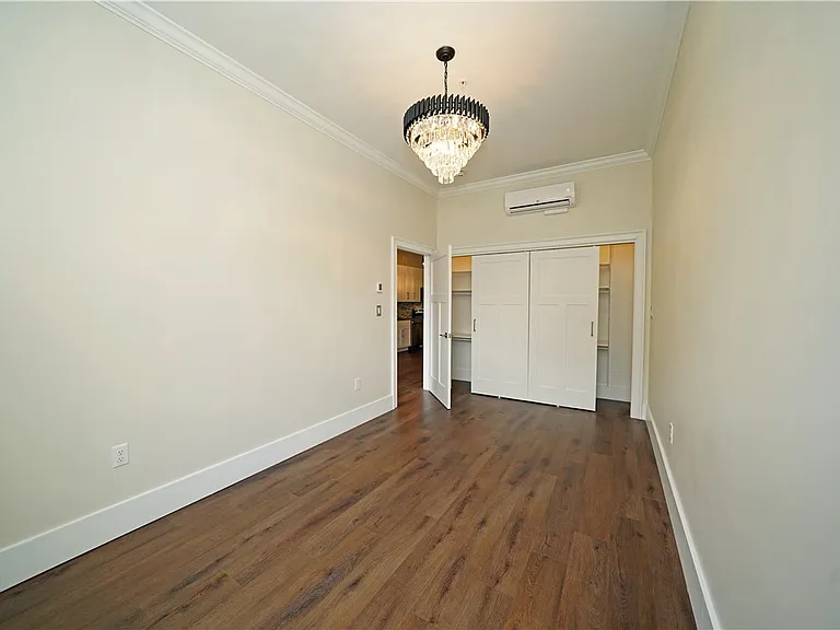 184 N Main St #207 — Photo 7