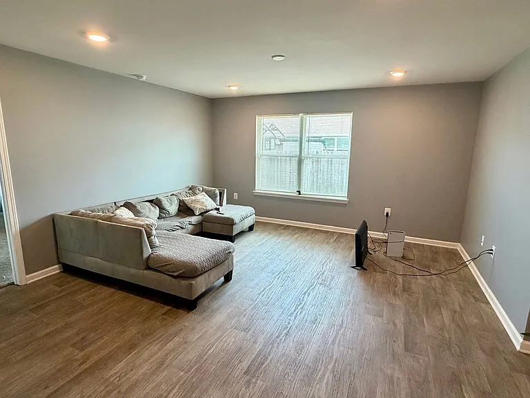 4113 Brighton Blvd — Photo 8