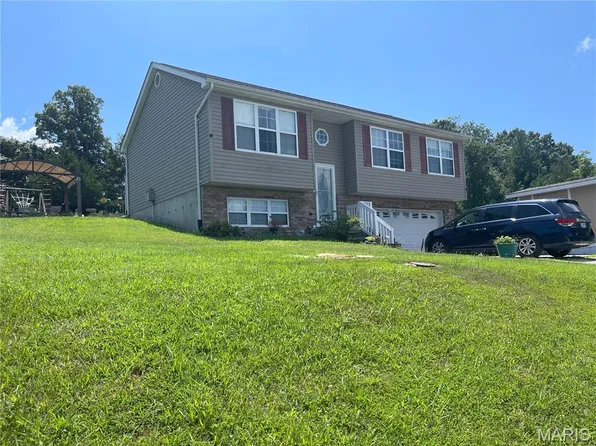 1528 Sandpiper St, Saint Clair, MO 63077