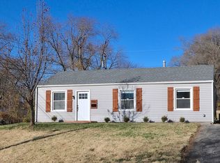 4926 Oak Grove Rd, Kansas City, KS 66106