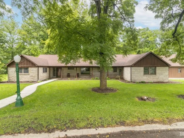 410 Crescent Dr, New Castle, IN 47362