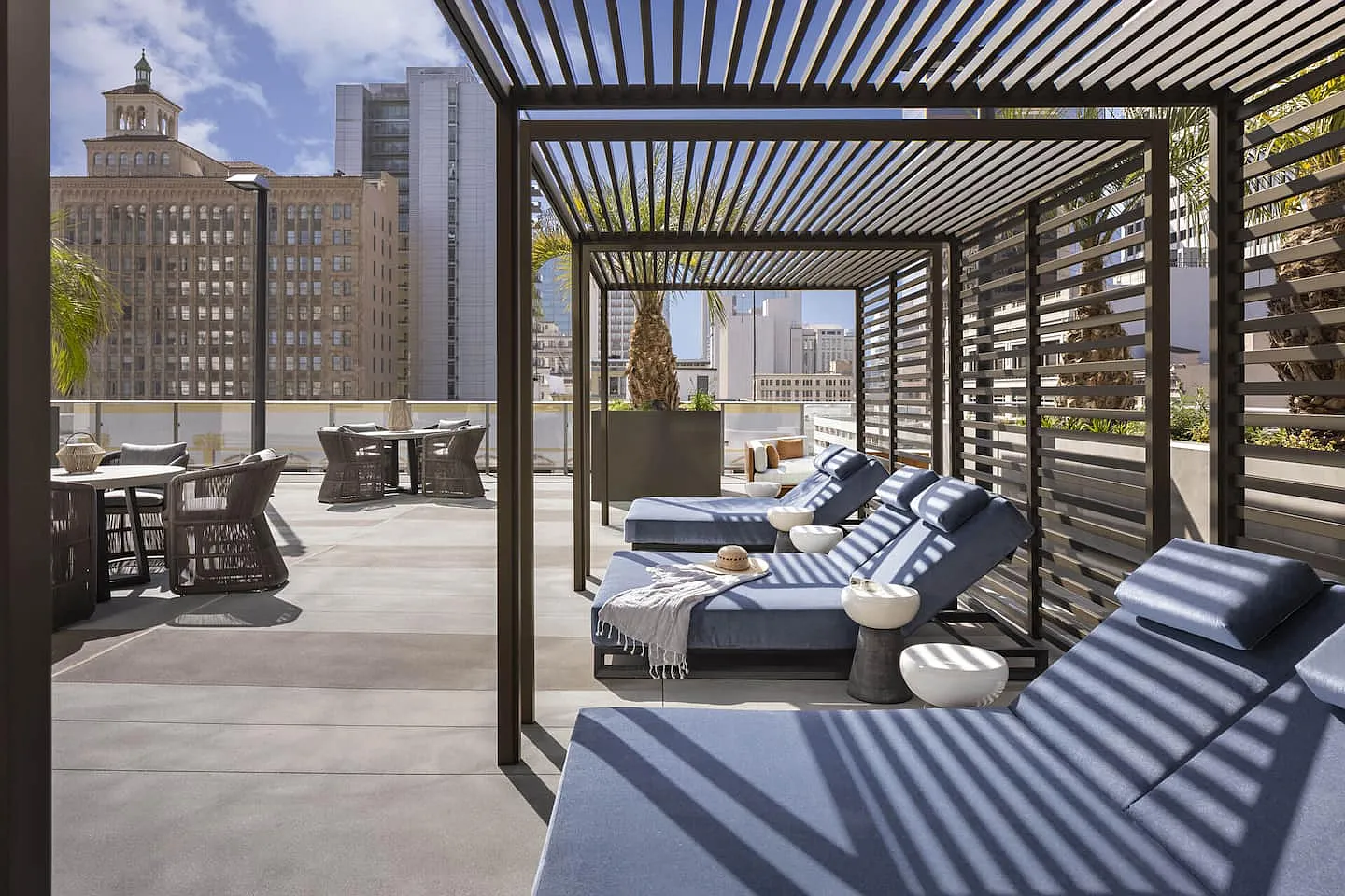 1 bed, $8,000 — Photo 1