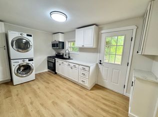 101 Noblestown Rd APT 3, Carnegie, PA 15106