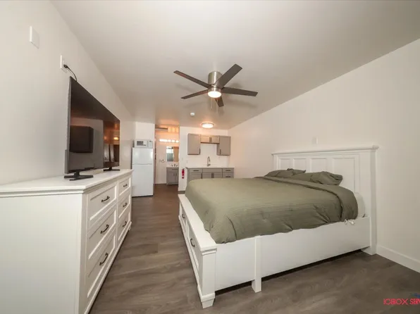 Silver Fox Inn, 951 S Hobson's Choice Ln Room 3, Wasilla, AK 99623