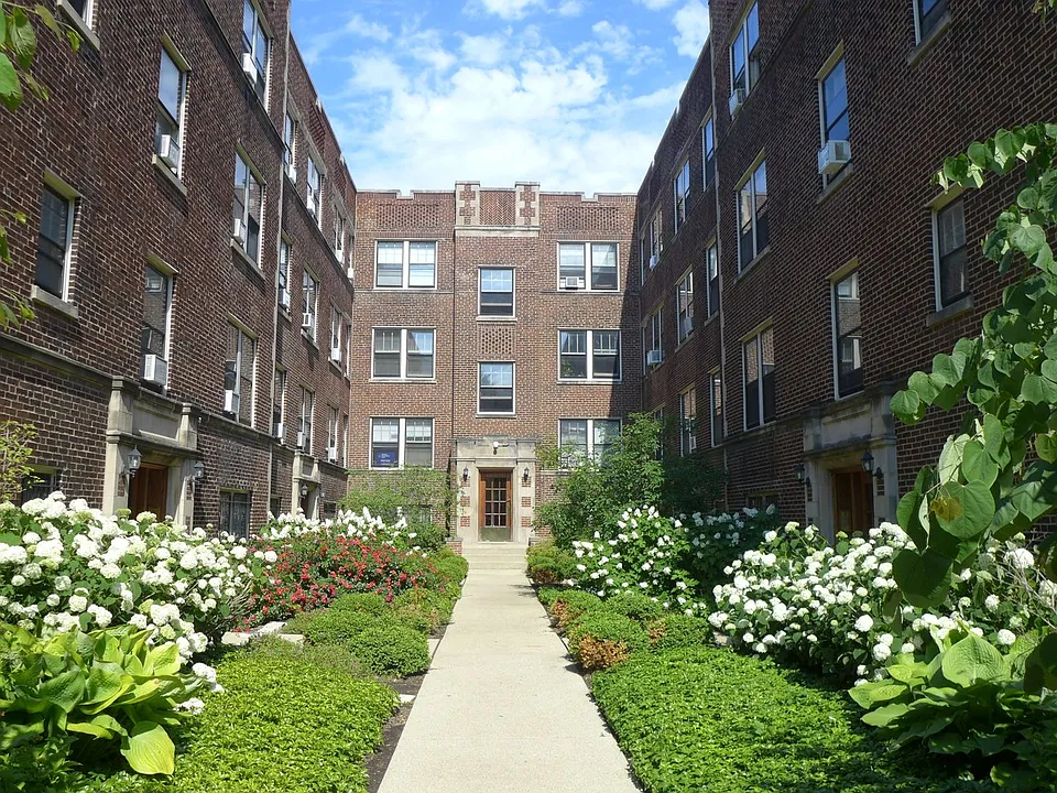 Marshfield Apartments