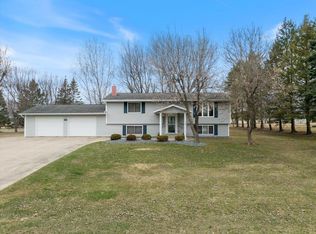 409 N 6th St, Colby, WI 54421