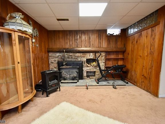 5th image of 21 Grandview Ave
