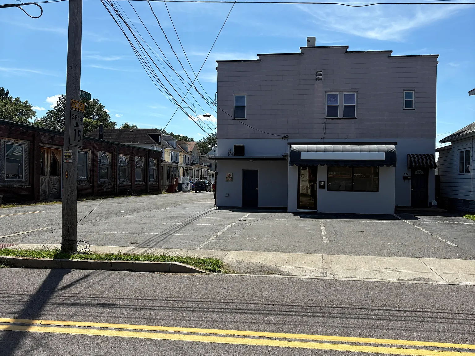 Studio, 1735 sqft, $1,300 — Photo 2