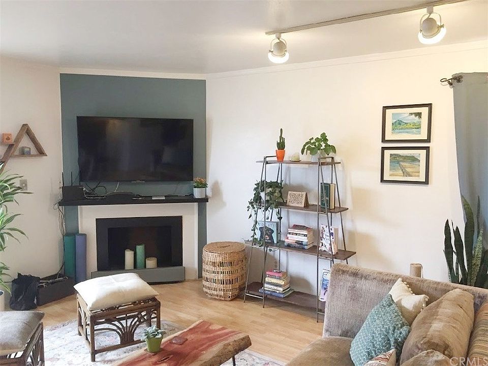 1st image of 12735 Caswell Ave APT 9