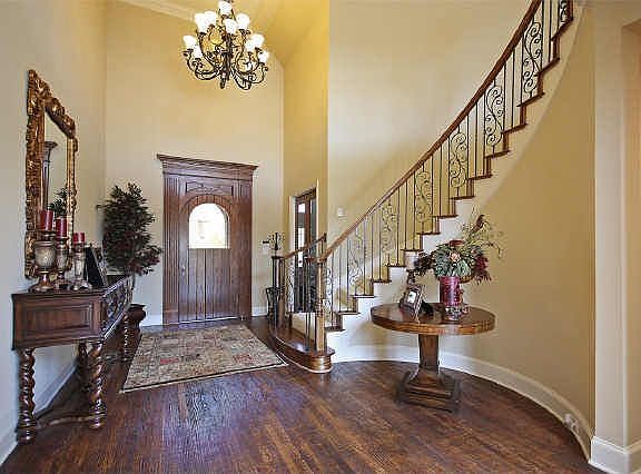2nd image of 3216 Wellshire Ct