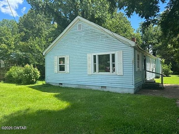 3rd image of 4063 College St