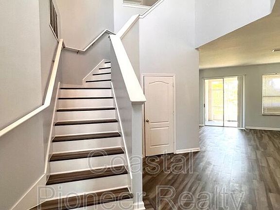 4th image of 11404 Misty Isle Ln
