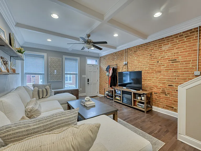 1455 Stevenson St — Photo 4