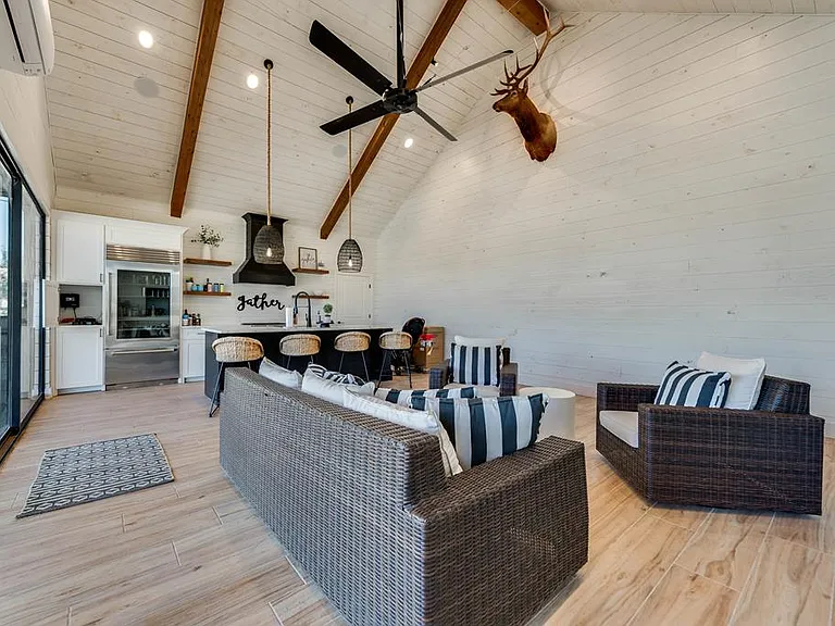 6207 N County Road 1244 — Photo 37