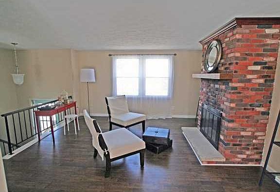 4th image of 130 Peakview Dr