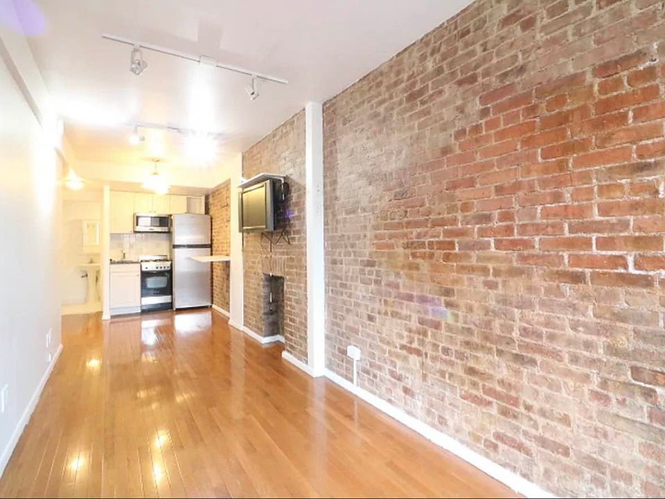 1st image of 368 W 46th St APT 3F