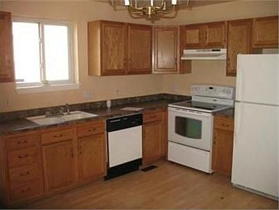 2nd image of 4985 Enid Way