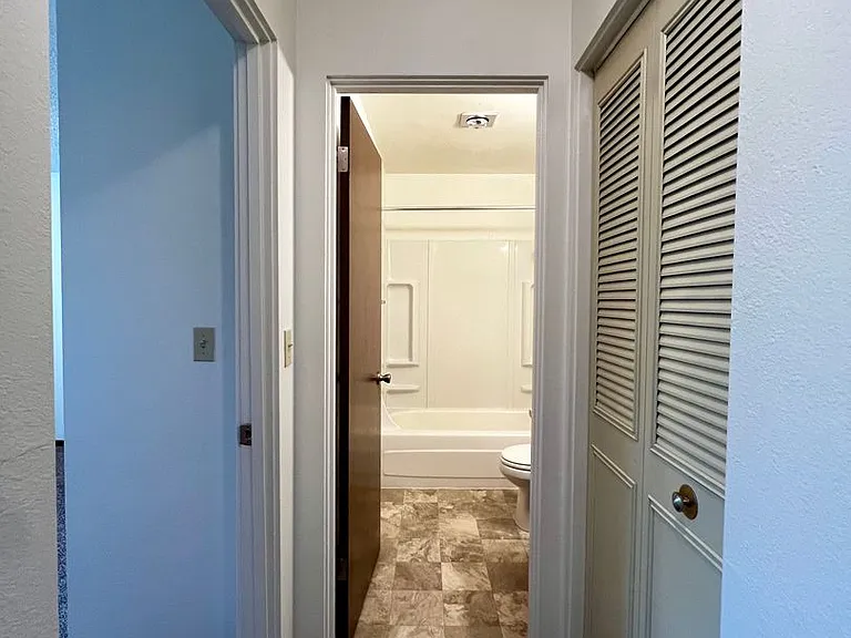 105 W Fremont Ave — Photo 8