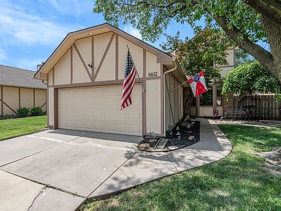 3rd image of 6612 E Pepperwood Ct