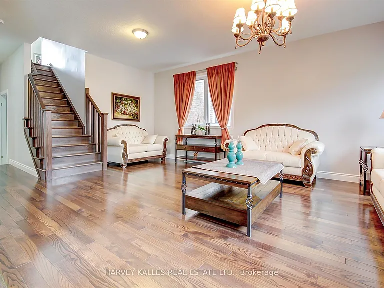 106 Eden Oak Trl — Photo 7