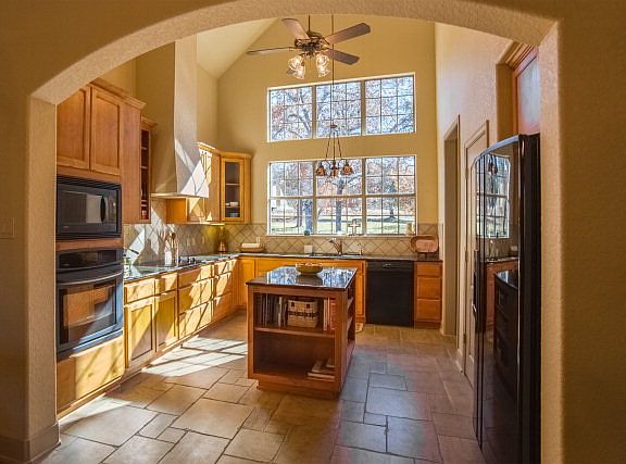 5th image of 998 Cielo Springs Dr
