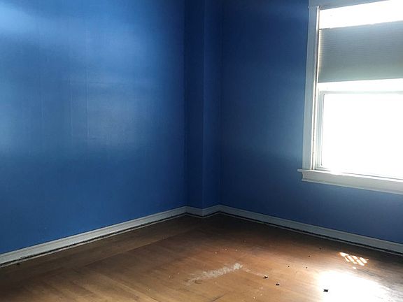 5th image of 661 Highland Ave