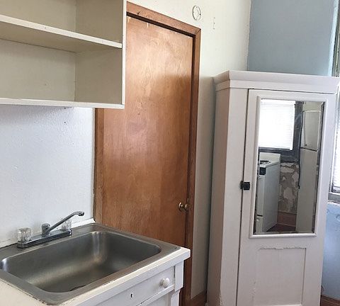 fh6bathdoor_04132023