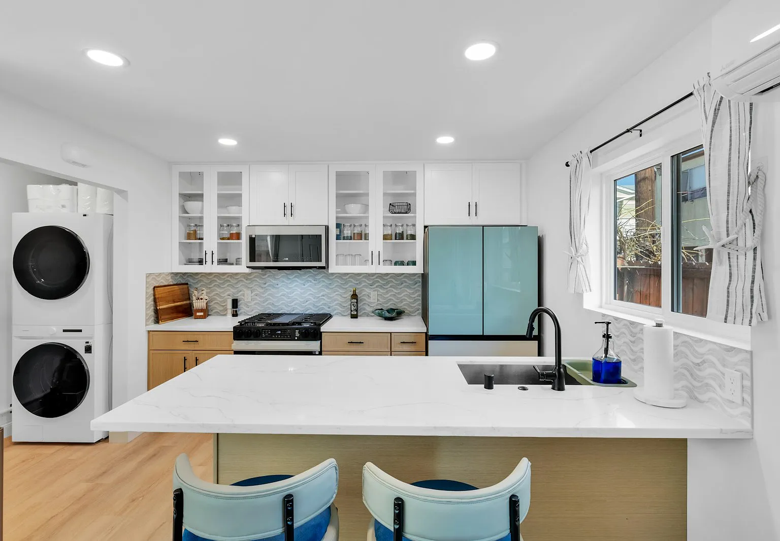 4241 Cherokee Avenue — Photo 4