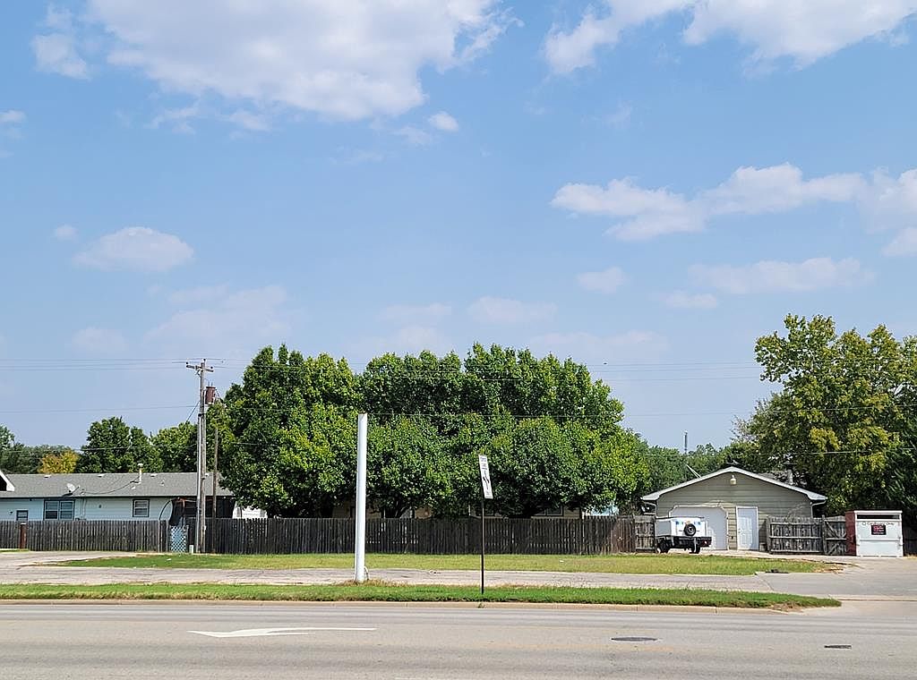 2031 S Ohio St, Salina, KS 67401 Zillow