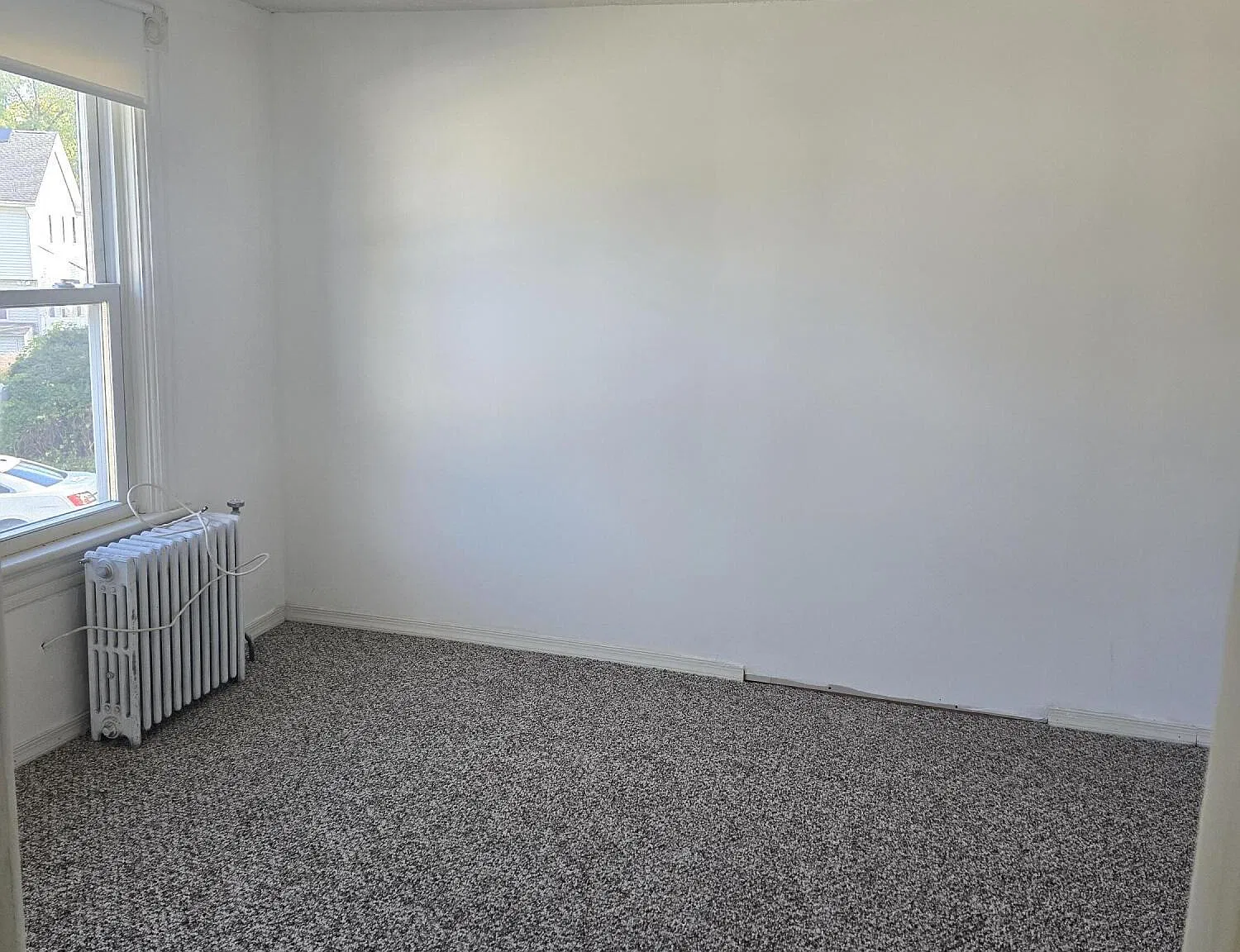 3 bed, 3863 sqft, $2,500 — Photo 4