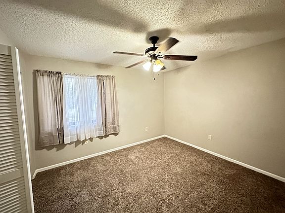 5th image of 10090 SE 106th Ln
