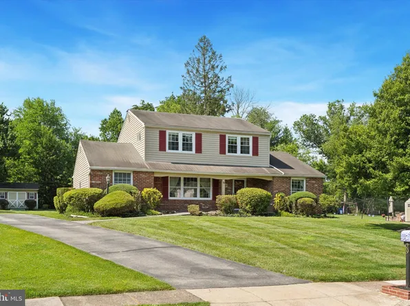 29 Buckwalter Rd, Norristown, PA 19403