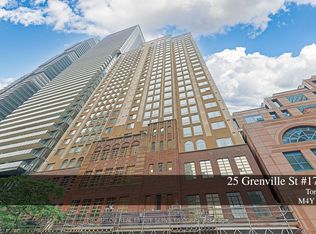 25 Grenville St #1705, Toronto, ON M4Y 2X5