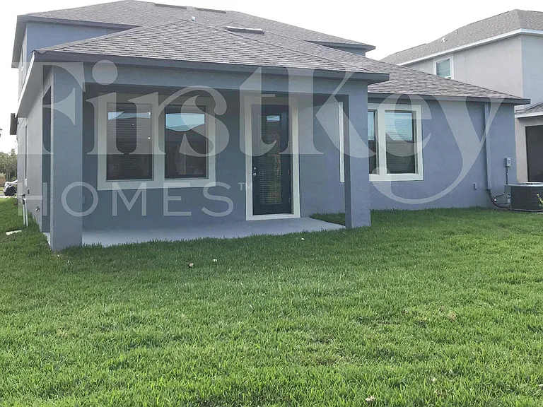 9901 Victory Gallop Loop — Photo 22