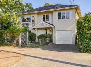 1146 Faithful St, Victoria, BC V8V2R4