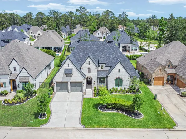 208 N Opulent Dr, Montgomery, TX 77316