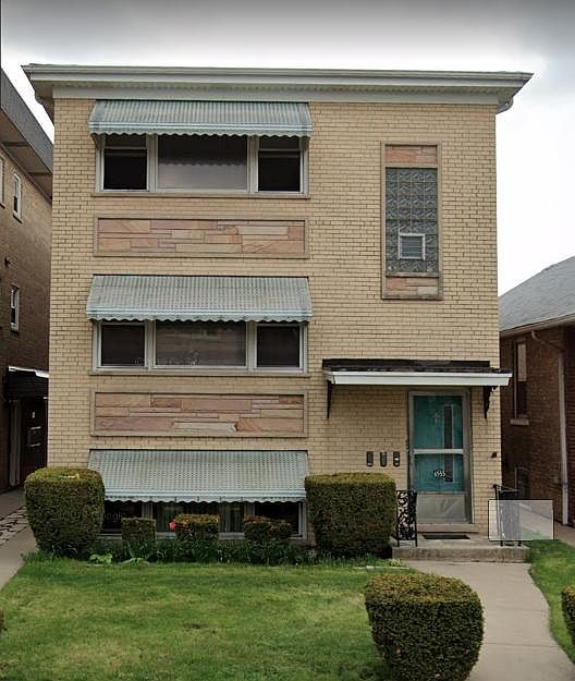 1st image of 6555 N Northwest Hwy APT 2