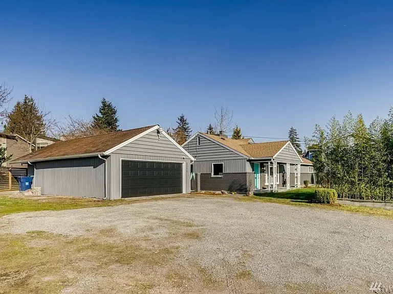 2824 Benson Rd S — Photo 23